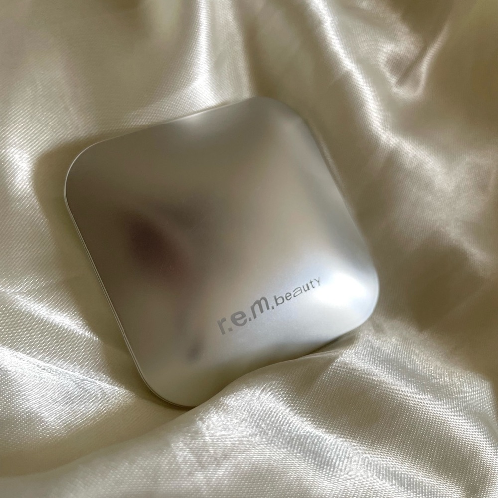 Ren Beauty Miss Venus Highlighter